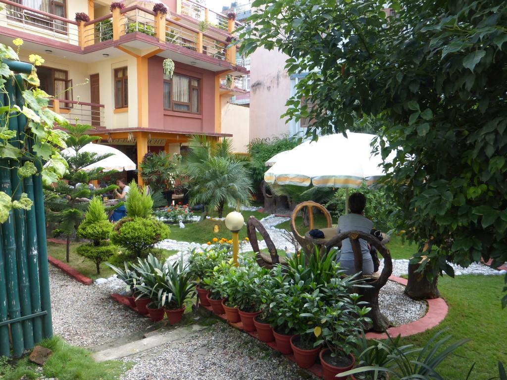 Elbrus Home Kathmandu Esterno foto